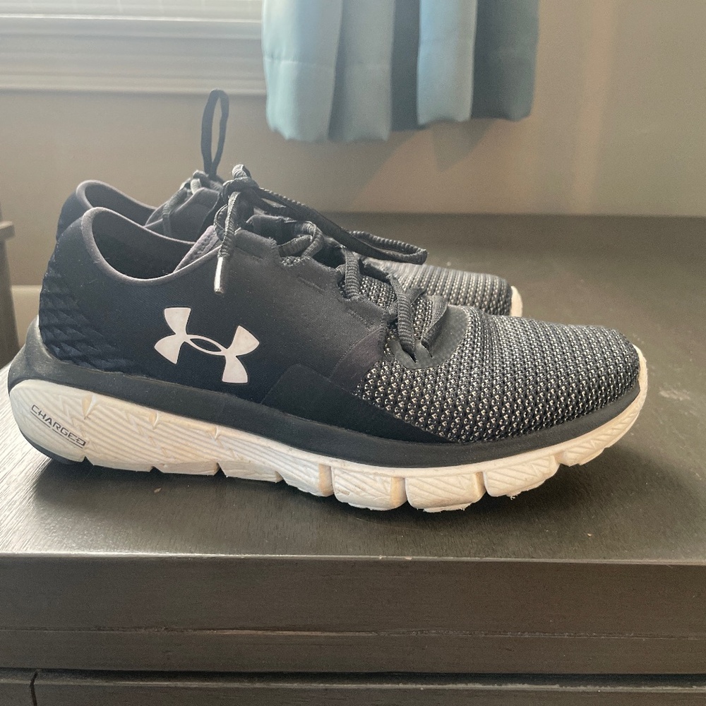 Women's UA Sneakers